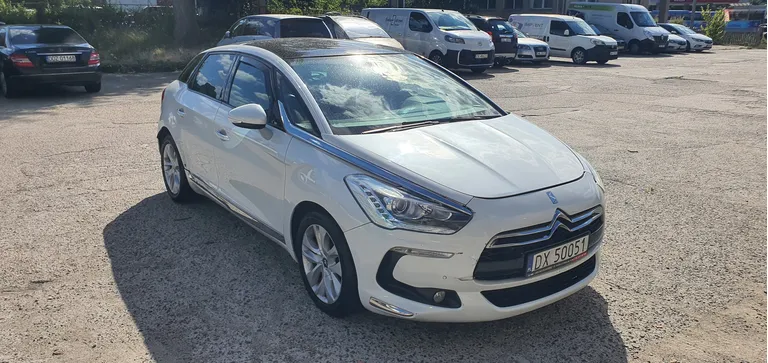 CITROEN DS5 1.6 HDi 115 KM klima, alu, elektryka, panorama, navi, automat