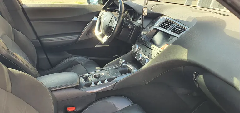 CITROEN DS5 1.6 HDi 115 KM klima, alu, elektryka, panorama, navi, automat