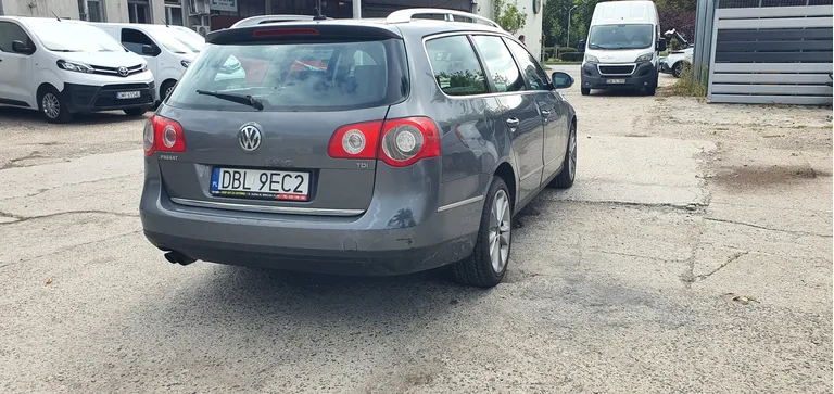 VW PASSAT Variant 2.0 TDI 140 KM, klimatronic, alufelgi, elektryka