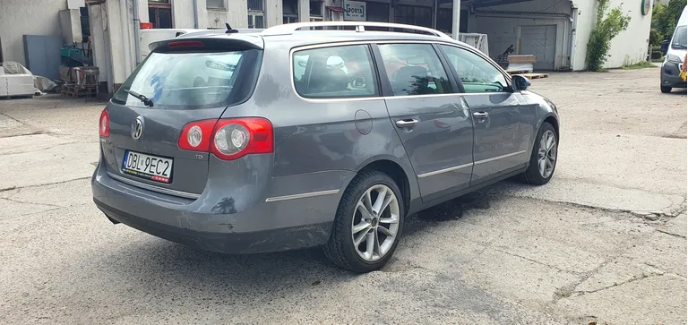 VW PASSAT Variant 2.0 TDI 140 KM, klimatronic, alufelgi, elektryka