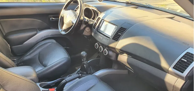 PEUGEOT 4007 2.2 HDI 156 KM, SKÓRA, KLIMATRONIC, 4X4, ELEKTRYKA, ALUFELGI