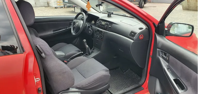 TOYOTA COROLLA 1.6 VVT-i 110 KM